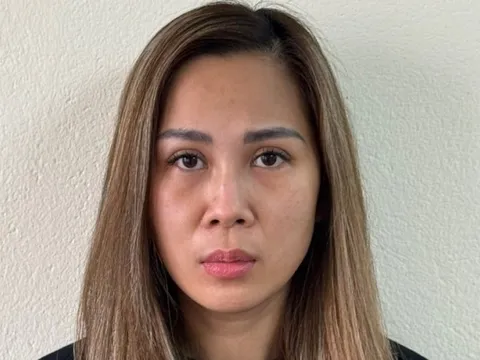 Bắt “nữ quái” cho vay lãi “cắt cổ” lên đến 1.128%/năm