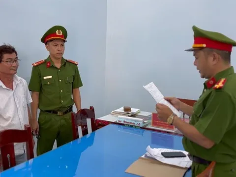 Quảng Ngãi: Bắt "cò đất" nổ quen sếp lớn, giả sổ đỏ lừa dân