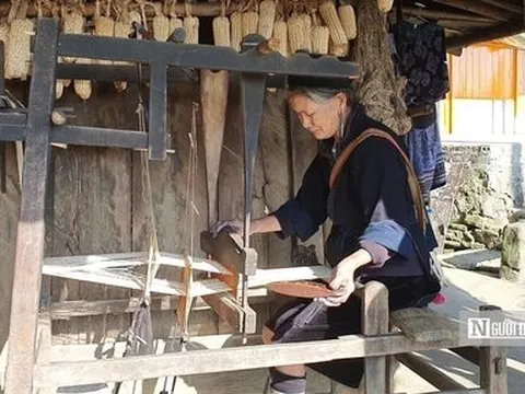 Giữ gìn nét đặc sắc văn hoá ở bản làng bình yên trên Sapa