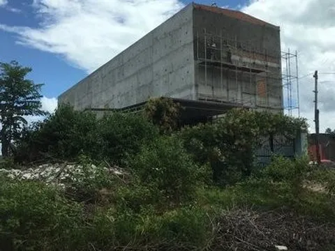 Huyện biên giới loay hoay xử lý công trình dẫn dụ chim yến trái phép