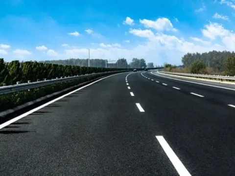 Bộ GTVT đề nghị triển khai đồng bộ hệ thống giao thông thông minh trên các tuyến cao tốc