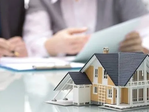 Muốn chia tài sản nhưng sợ con cái bỏ rơi khi già, cha mẹ nên làm gì?