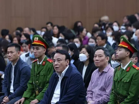 Vụ án Tân Hoàng Minh: Tòa tạm dừng, dành thời gian cho bị hại nghiên cứu hồ sơ