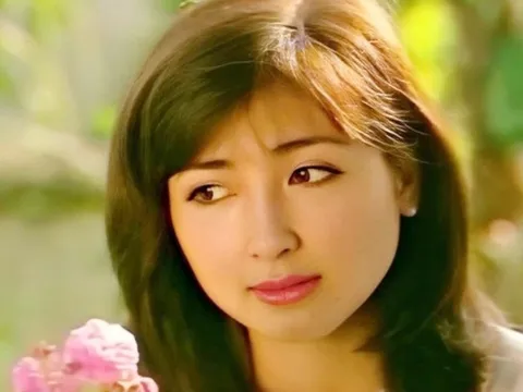 Sao nhí đẹp trai, có nụ cười tỏa nắng của Mùi Ngò Gai giờ ra sao?