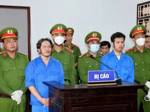 Lợi dụng các quyền tự do dân chủ, 2 bị cáo lĩnh án tù