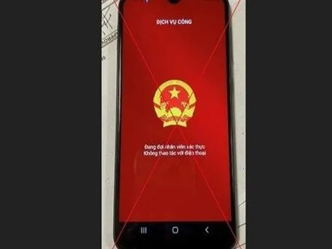 Bị chiếm đoạt tài sản khi cho mượn điện thoại để cài đặt phần mềm