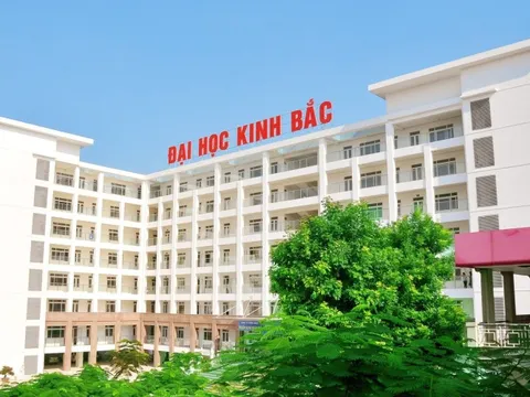 Ai đứng sau trường Đại học tư thục tại Bắc Ninh có nhiều lãnh đạo sử dụng bằng cấp giả, thậm chí Chủ tịch còn chưa học hết lớp 7?
