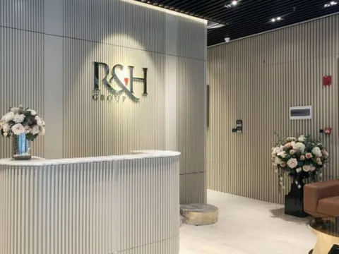 Thanh toán hơn 3.200 tỷ đồng gốc, lãi trong năm 2023, dư nợ trái phiếu của Tập đoàn R&H còn bao nhiêu?