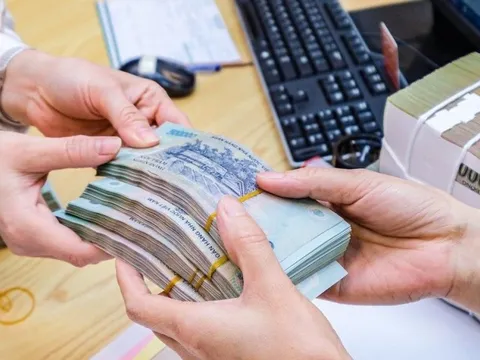 Đề xuất điều chỉnh mức lương tối thiểu tăng 6% từ 1/7/2024