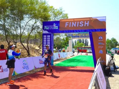 500 VĐV tranh tài giải 3 môn phối hợp tại cung đường đẹp nhất Việt Nam