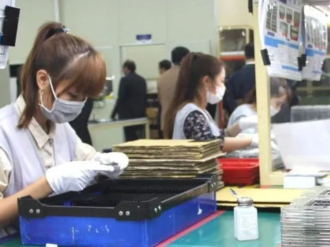 Người lao động được hưởng lợi gì nếu tăng lương tối thiểu vùng?