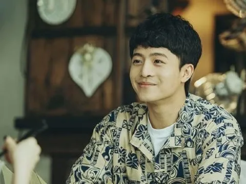 Chân dung nam diễn viên tiết lộ tình trạng sức khỏe hiện tại sau 20 cuộc phẫu thuật