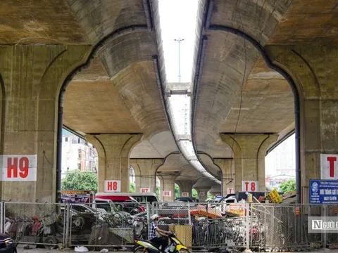 Hà Nội yêu cầu triển khai công nghệ thu phí gửi xe, không thu tiền mặt