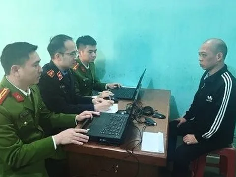 Khởi tố đối tượng xông vào trụ sở tiếp dân của Công an phường chửi bới