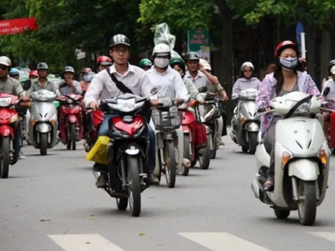 Điều khiển xe chạy dưới tốc độ quy định bị xử phạt thế nào?