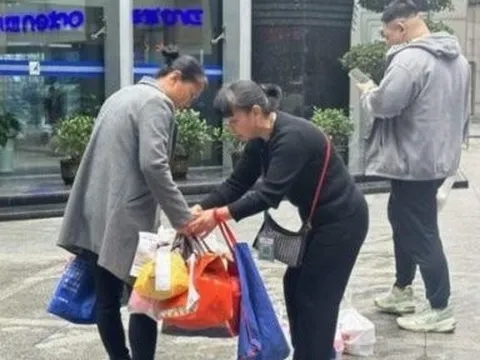 Dịch vụ nhận hàng hộ shipper: Kiếm vài nghìn/đơn, ở Việt Nam chưa có