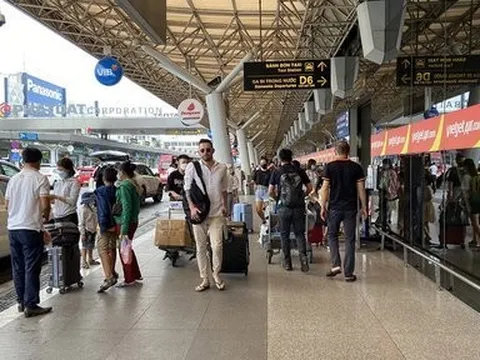 Tăng tần suất các chuyến bay đến Tân Sơn Nhất dịp lễ 30/4 và hè 2024