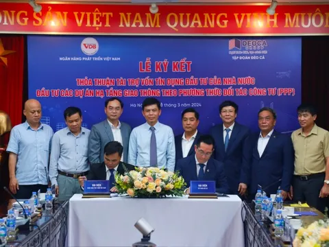 Đặt mục tiêu đầu tư 300 km cao tốc với tổng đầu tư hơn 80.000 tỷ, Tập đoàn Đèo Cả ký kết vay 20.000 tỷ đồng vốn tín dụng Nhà nước