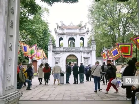 Phí thăm quan di tích Hà Nội tăng cao: Du khách khó quay lại lần hai