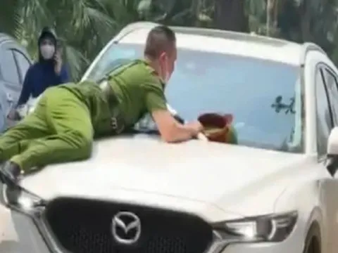 Người phụ nữ rơi từ tầng 25 chung cư ở Hà Nội tử vong