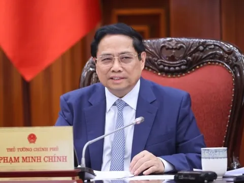 Thủ tướng: Khai thác đường dây 500 kV mạch 3 chậm nhất vào ngày 30/6