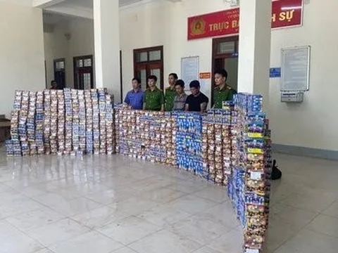 Bí mật ''kinh hoàng" bên trong chiếc xe tải chở khoai lang