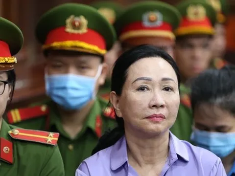 Bị cáo Trương Mỹ Lan nói phạm tội 'vì thiếu hiểu biết pháp luật và không đo lường được lòng người'