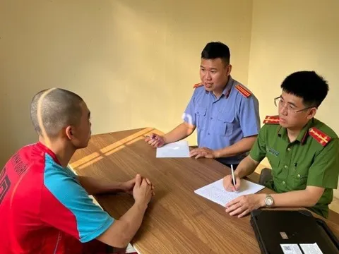 Bắt đối tượng có hành vi dâm ô với học sinh