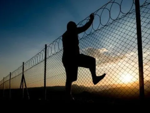 “Vượt ngục” trốn về quê lấy tên cũ làm hồ sơ hưởng chế độ thương binh