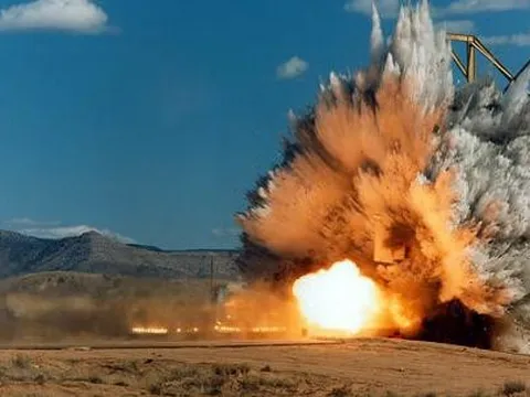 Danh mục 9 loại hàng nguy hiểm