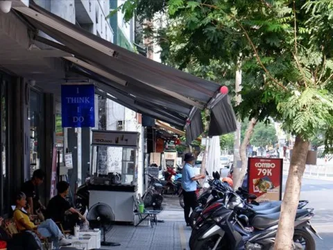 TPHCM thí điểm thu phí sử dụng tạm thời vỉa hè