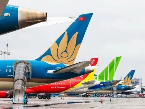 Giá vé máy bay nội địa dịp 30/4-1/5 cao ngất ngưởng