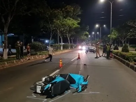 Nam thanh niên lao thẳng xe vào CSGT khi bị kiểm tra nồng độ cồn