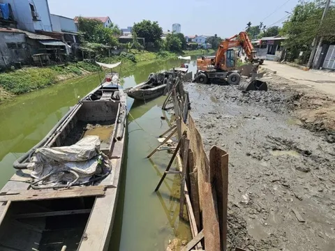 Huế chi hơn 5,6 tỷ đồng làm sạch con kênh “đen” dài hơn 1700m