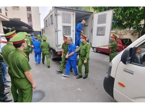 Xét xử cựu giám đốc Công an TP Hải Phòng Đỗ Hữu Ca: Những lời khai mâu thuẫn