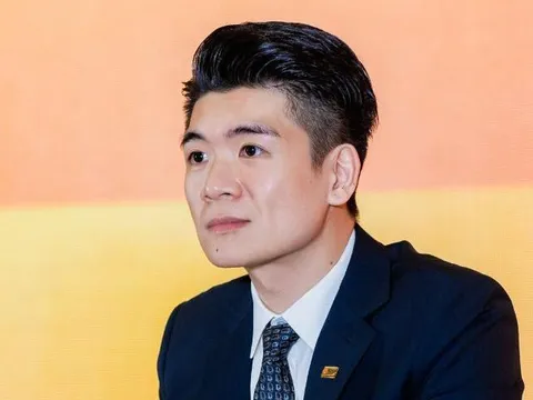 Vừa chi gần trăm tỷ mua SHS, con trai ông Đỗ Quang Hiển dự kiến chi tiếp 1.100 tỷ mua cổ phiếu SHB