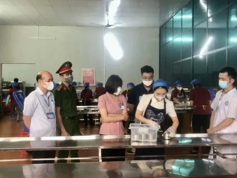 Quảng Ninh: Nguyên nhân 33 học sinh nhập viện vì rối loạn tiêu hóa