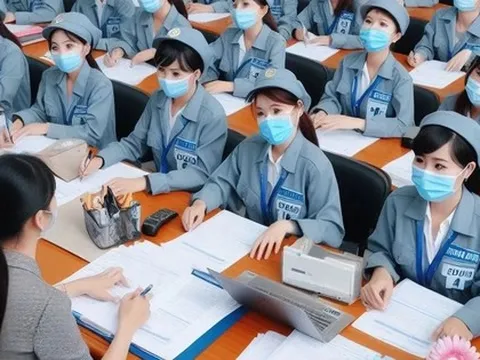 Người lao động đóng bảo hiểm thất nghiệp gần 12 năm xin nghỉ, doanh nghiệp bối rối