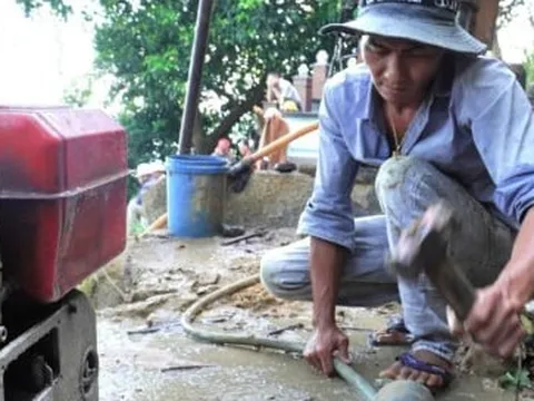 Cận cảnh quá trình khoan xuyên núi khắc phục sự cố sập hầm đường sắt qua đèo Cả