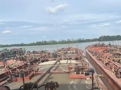 Vụ hút cát lậu trên biển Cồn Ngựa: Cựu cán bộ công an ra giá 3 tỷ đồng để 'chạy án'