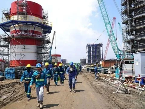 Hai nhà máy điện của PVN gặp khó