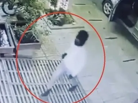 Diễn biến vụ cướp tiệm vàng chỉ trong khoảng 10 giây tại Hà Tĩnh