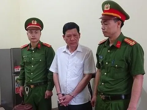 Bắc Giang: Khởi tố Chủ tịch và nữ kế toán UBND thị trấn An Châu