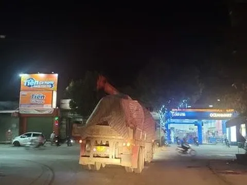 CSGT Thanh Hóa xử lý xe quá tải từ phản ánh của Người Đưa Tin