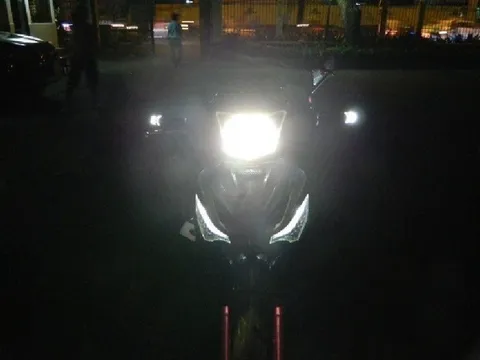 Lắp thêm đèn LED cho xe máy có bị xử phạt?