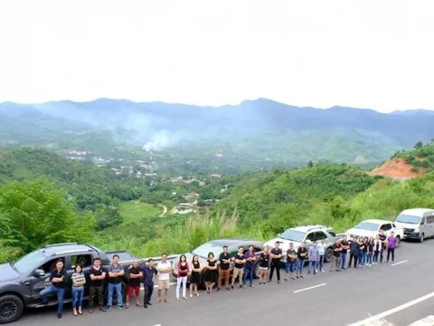 Khai thác “mỏ vàng” từ xu hướng du lịch Caravan, Trekking