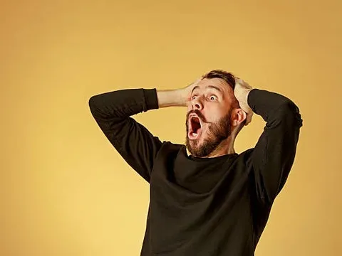 Cập nhật BCTC quý 1/2024 sáng 20/4: LPBank, Vndirect, ... cùng hàng trăm doanh nghiệp ồ ạt ra báo cáo, nhiều kết quả bất ngờ