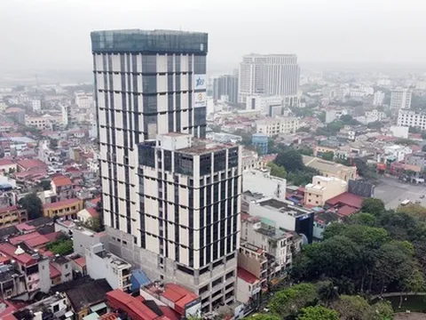 Sở Nội vụ Hải Phòng 'tuýt còi' việc UBND quận Hồng Bàng tự tổ chức kiểm điểm lãnh đạo quận