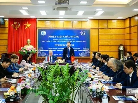 Chủ tịch Hội Luật gia Liên bang Nga thăm và làm việc tại trường Đại học Luật Hà Nội