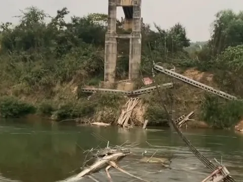 Hé lộ nguyên nhân cầu treo gần 25 tỷ đồng bất ngờ đổ sập